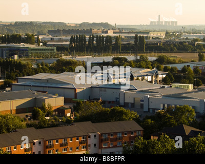 Avis de Radcliffe sur soar power station dans l'horizon lointain d'une vue sur la photo du château de Nottingham Nottingham Banque D'Images