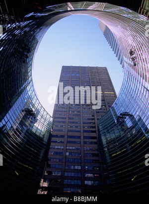 New York City The Bloomberg Tower Building sur Lexington Avenue Midtown Manhattan gratte-ciel moderne en verre. Architecture futuriste NYC USA Banque D'Images