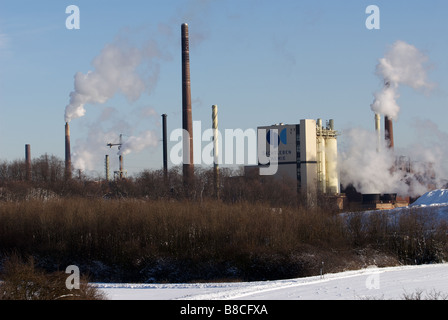 Usine chimique, Duisbourg, Rhénanie du Nord-Westphalie, Allemagne. Banque D'Images