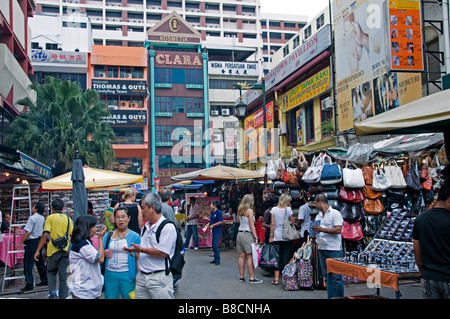 La Malaisie Kuala Lumpur Chee Cheong Kai Chinatown chinois China town street night market center restaurant food street Banque D'Images