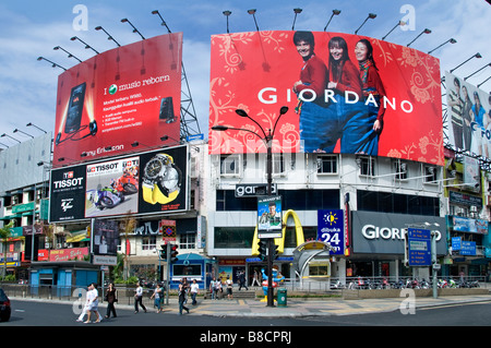 Jalan Bukit Bintang Plaza Route Promenade de Bintang Kuala Lumpur Malaisie signe Giordano Banque D'Images