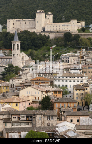 Rocca Albornoziana & Santa Maria dell'Assunta, Spoleto, Ombrie, Italie Banque D'Images