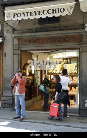 Bijouterie, Ponte Vecchio, Florence, Toscane, Italie Banque D'Images