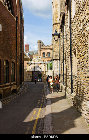 Trinity Lane de Trinity Street, Trinity College, menant à la rivière Cam . Banque D'Images