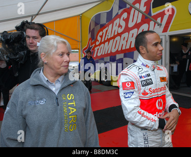 Lewis Hamilton qui retourne à ses racines de karting. Banque D'Images