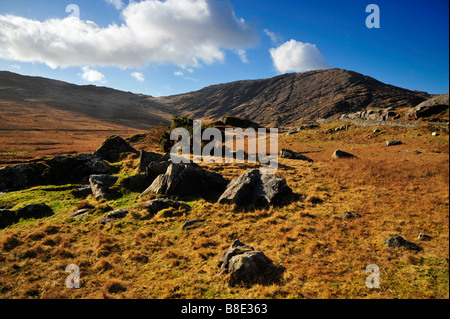 Vue des montagnes tout en voyageant à travers le col Healy sur Cork et Kerry Irlande Frontière Banque D'Images