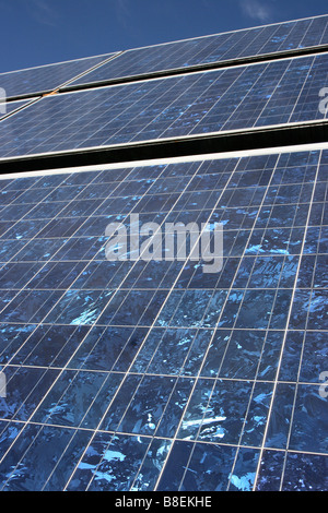 Panneaux solaires à Adlershof, Berlin, Allemagne Banque D'Images