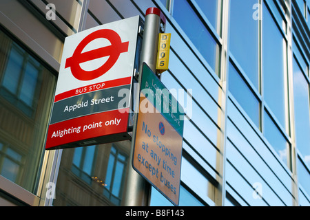 Appold Street signe bus Banque D'Images