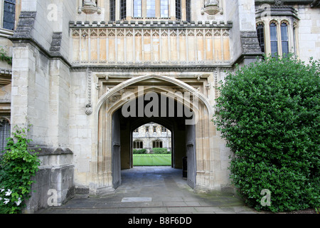 L'Université d'Oxford, Magdalen College entrée de cour Banque D'Images