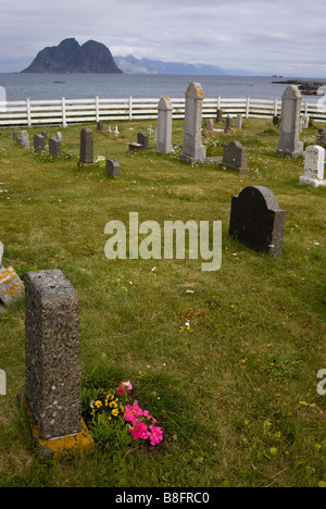 Cimetière de Nordland, Værøy, Lofoten, Nordland, Norvège, Scandinavie Banque D'Images