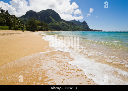 Avis de Haena Beach à sud-ouest à la Côte de Na Pali Kauai Hawaii Banque D'Images