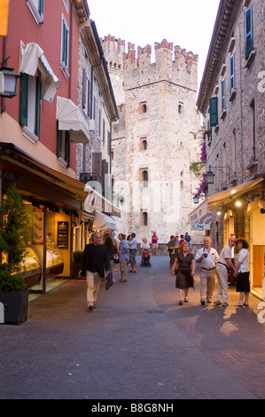 Castallo Sirmione Lac de Garde Italie Banque D'Images