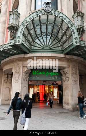 El Corte Ingles sur Avinguda Portal de l'Angel, Barcelone, Espagne Banque D'Images