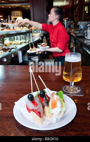 Pinchos, Barcelone Espagne Banque D'Images