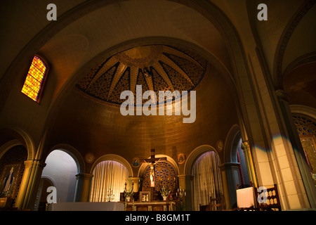 Autel Basilique Cross Dome Vitraux Mission Dolores San Francisco California Banque D'Images