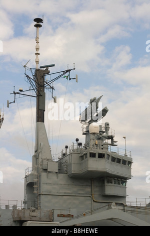 Le radar sur le HMS Ark Royal Banque D'Images