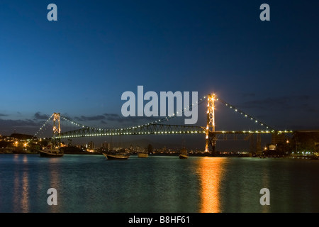 Le pont Hercilio Luz à Florianopolis Santa Catarina Brésil Banque D'Images