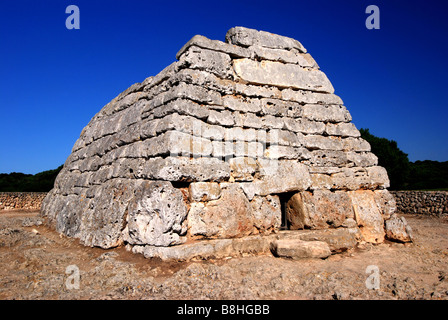 Naveta des Tudons Talaiot site funéraire de l'île Minorque espagne culture Balears Banque D'Images