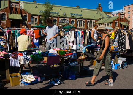 Hietalahti brocante dans le centre d'Helsinki Finlande Europe Banque D'Images