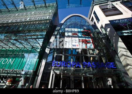 Entrée au centre commercial Europa Passage à Hambourg, Allemagne Banque D'Images