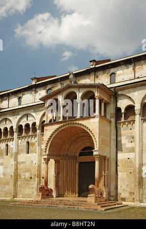 La cathédrale de Modène, Italie Banque D'Images