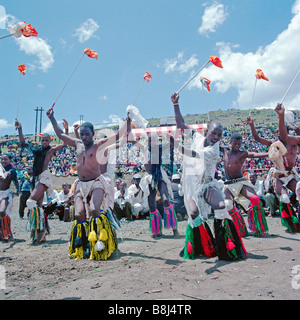 Célébrations à l'Malibamatsu Bridge au Lesotho pour marquer le début de l'historique 30 ans Lesotho Highlands Water Project. Banque D'Images