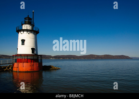 Le phare sur la Rivière Hudson Banque D'Images