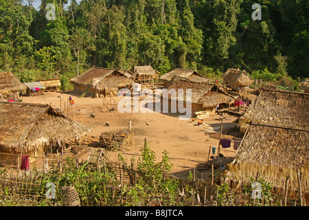 Hilltribe village Akha Namtha, région du nord de l'Laos Banque D'Images