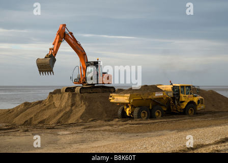 Annuel des bulldozers grande poussée de remettre en forme les plages Banque D'Images