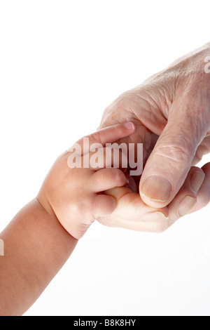 Grand-père et sa petite-fille holding hands Banque D'Images