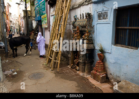 L'Inde Tamil Nadu Madurai petit sanctuaire hindou Sri Ganesh en zone musulmane Banque D'Images