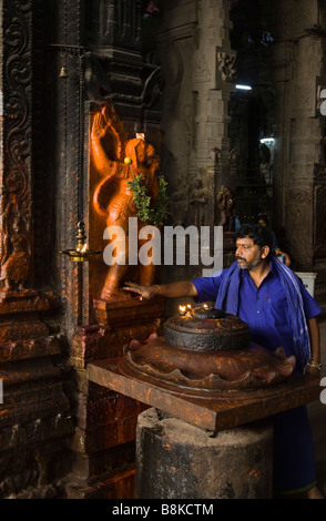 L'Inde Tamil Nadu Madurai Sri Meenakshi Temple Hanuman intérieur de Culte Banque D'Images