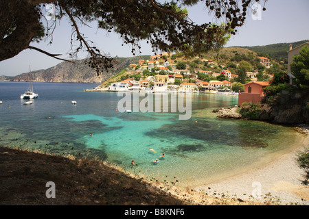 Village d'Assos en Céphalonie en Grèce Banque D'Images