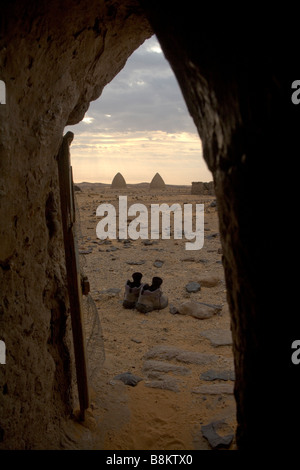 Tombes mystique soufi appelé gubba près de Old Dongola, Nubie, Soudan Banque D'Images