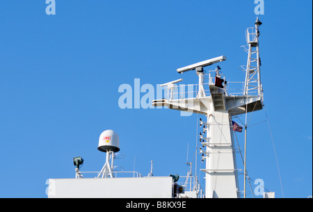 Radar du navire, chaînes, l'électronique, de la navigation et des communications [ARRAY] équipement. Banque D'Images