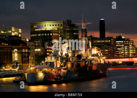 Hms Belfast à Londres extérieure Banque D'Images