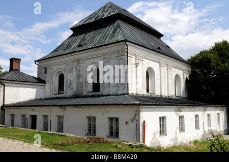 De nos jours, l'ancienne synagogue centre communautaire, Szczebrzeszyn, Région Roztocze, Pologne Banque D'Images