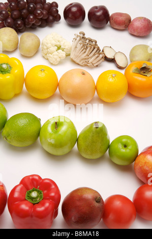 Close up de différentes sortes de fruits et légumes Banque D'Images