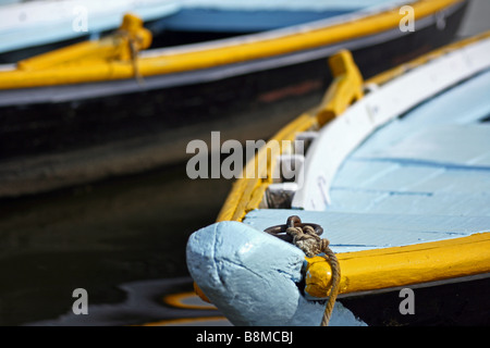 Bateaux à passagers sur le Gange, Varanasi, Inde Banque D'Images