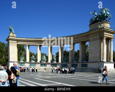 La Place des Héros à Budapest, Hongrie, Europe Banque D'Images