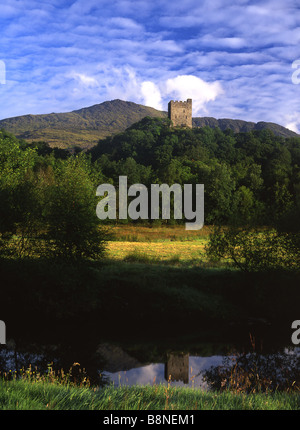 Château de Dolwyddelan et Moel Siabod vallée Lledr Conwy County Parc National de Snowdonia North Wales UK Banque D'Images