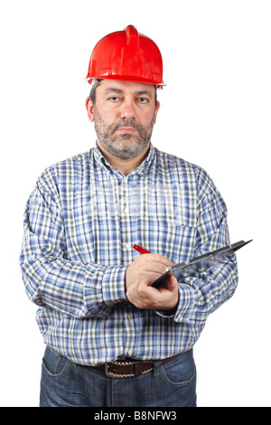 Construction Worker écrit dans un casque rouge isolé sur fond blanc Banque D'Images