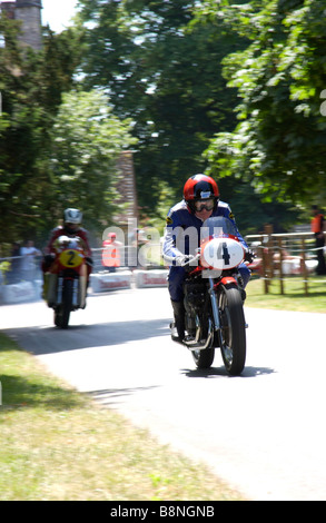 Vélo classique à l'événement mondial de moto, Beaulieu, Hampshire Banque D'Images