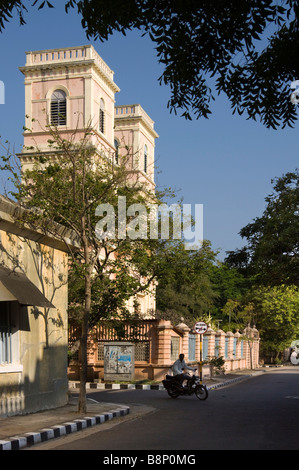 Inde Pondichéry Rue Dumas l'église Notre Dame de Agnes Banque D'Images