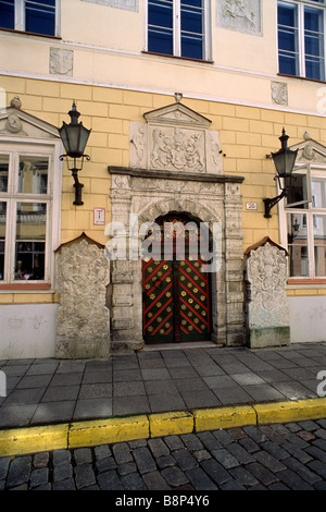 Estonie, Tallinn, vieille ville, rue Pikk, Maison de la Fraternité des Noirs Banque D'Images