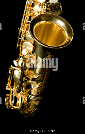 Saxophone isolated on black Banque D'Images