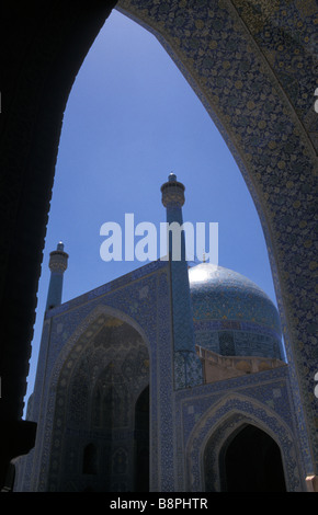 Masjid e Imam Iran Ispahan arcades Banque D'Images