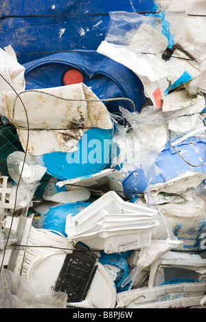 Articles en plastique pour le recyclage séparés, full frame Banque D'Images