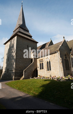 L'ancien clocher de l'église St Mary's, Kington, Herefordshire, Royaume-Uni, construit en 1200 après-midi Banque D'Images