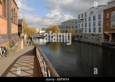Regents Canal Camden Town à Londres de blocage Banque D'Images